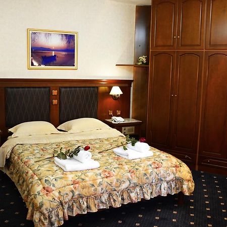 Hôtel Tsamis à Kastoria Extérieur photo