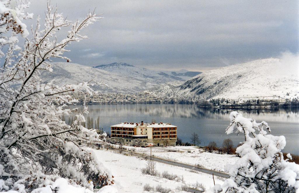 Hôtel Tsamis à Kastoria Extérieur photo