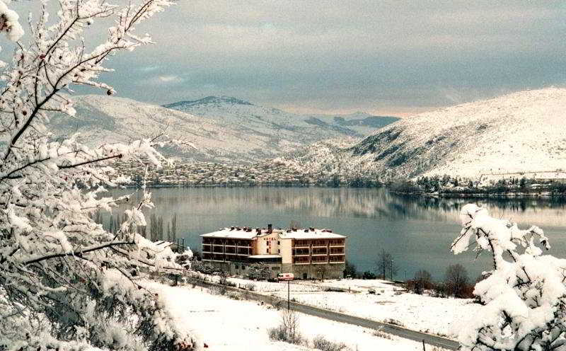 Hôtel Tsamis à Kastoria Extérieur photo